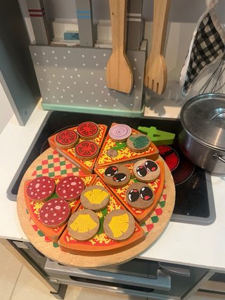 Cocinita de madera Miele con accesorios
