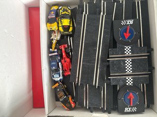 Lote Scalextric Compact: 2 circuitos + 6 coches