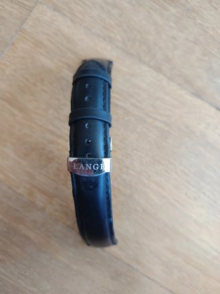 Correa de reloj Lange de cuero negra y hebilla