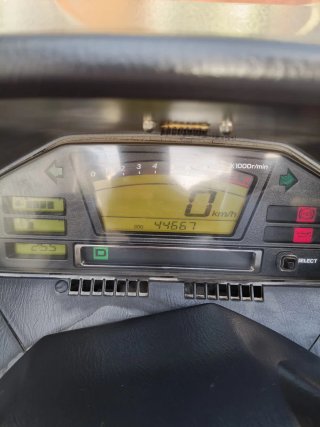 Suzuki Burgman 650 Executive Maxi Scooter