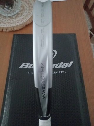 Pala Bullpadel Neuron 2025
