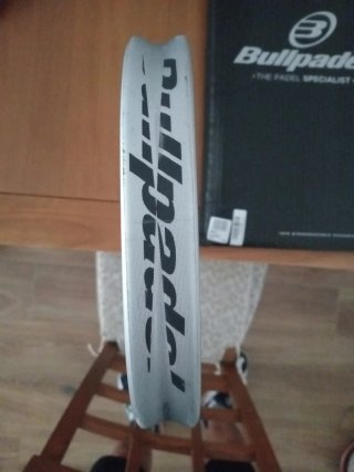 Pala Bullpadel Neuron 2025