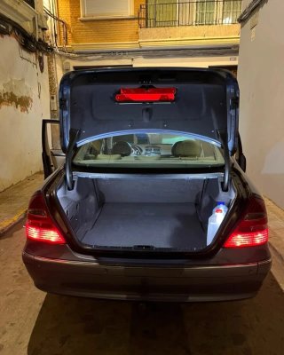 Mercedes-Benz E400 2006