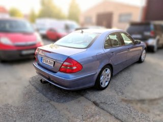 Mercedes-Benz E400 2006