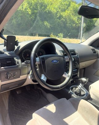 Ford Mondeo 1.8 i Ghis