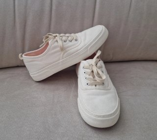 Bambas niño Zara cordones blanco roto