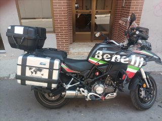 Benelli TRK 502 Adventure Negra