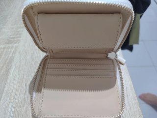 Portafogli Guess bianco con logo EST 1961