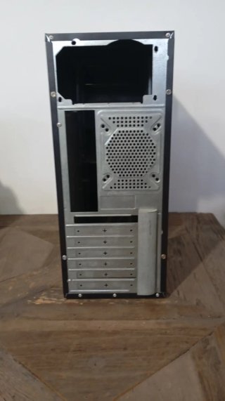 Torre PC Negra