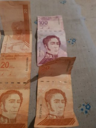 Lote de Billetes Venezolanos Antiguos