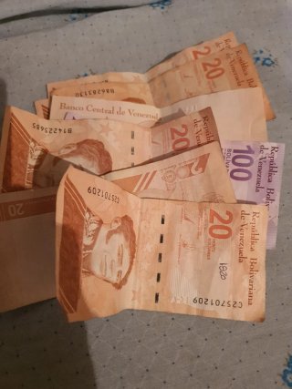 Lote de Billetes Venezolanos Antiguos