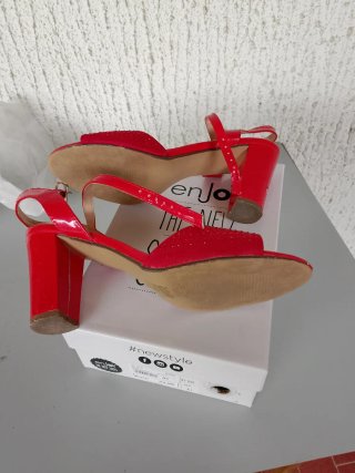 Sandali rossi con strass