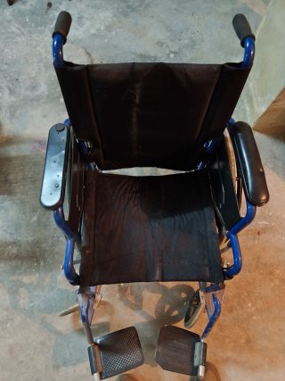 Silla de ruedas plegable