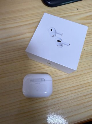 Apple AirPods Pro 2