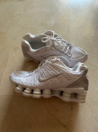 Nuove Scarpe Sportive Nike Bianche e Rosse