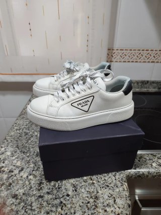 Zapatillas Prada Blancas Originales