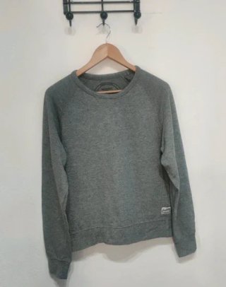 Jersey mango color con gris textura
