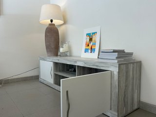 Mueble TV 180x40cm gris y blanco
