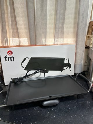 Plancha Eléctrica FM de Asar GP-2000 sin estrenar