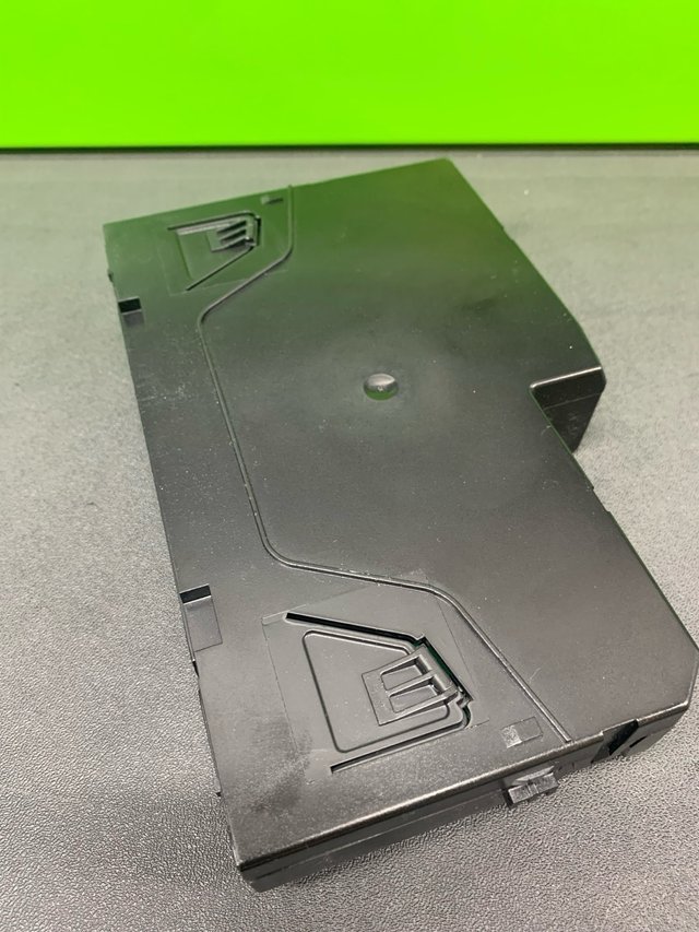 CAJA DE FUSIBLES UNIDAD DE CONTROL MERCEDES BENZ