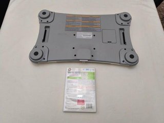 Nintendo Wii Balance Board + Wii Fit
