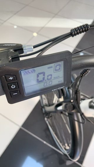 Bicicleta Eléctrica Blanca