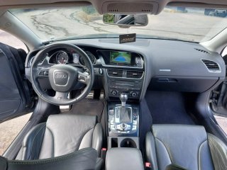 Audi RS5 2010
