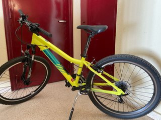 Bicicleta Conor Junior 24 pulgadas amarilla