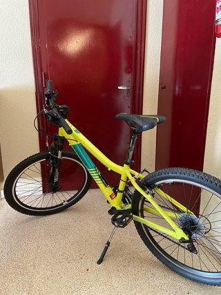 Bicicleta Conor Junior 24 pulgadas amarilla