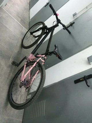 Bicicleta 26 pulgadas, Negra y Rosa