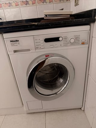 Lavadora Miele Softtronic W5722