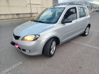 Mazda 2  1,6 gasolina 100 cv