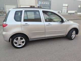Mazda 2  1,6 gasolina 100 cv