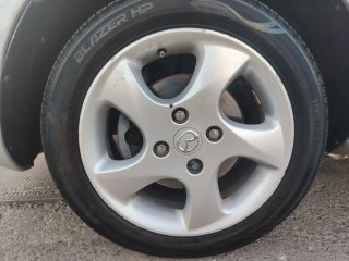Mazda 2  1,6 gasolina 100 cv