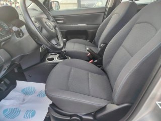 Mazda 2  1,6 gasolina 100 cv