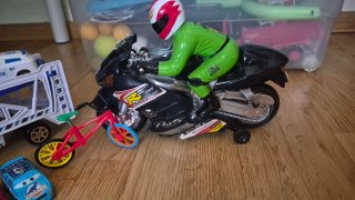 Lote de Juguetes: Camión Policía y Moto