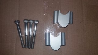 Elevadores Manillar Moto + Tornillos