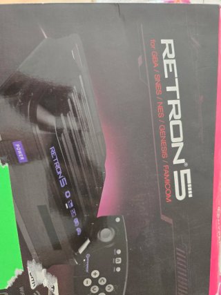 Consola RetroN 5 Hyperkin Negra Completa Caja