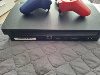 Consola PS3 con 2 mandos (Rojo y Azul)