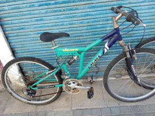 Bicicleta J-Bike Volcano