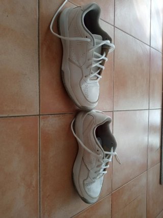 Zapatillas de pádel blancas