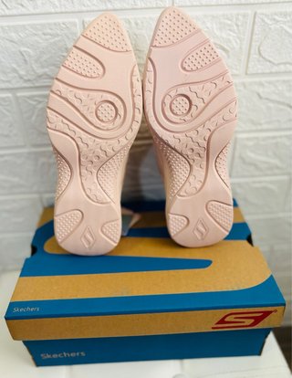 Zapatillas Skechers x Ashley Park Rosas Nuevas