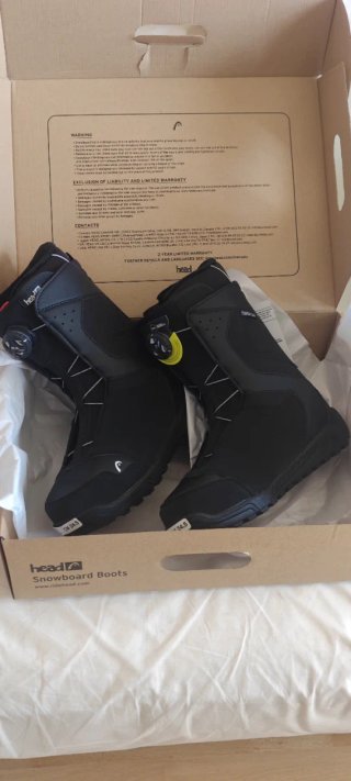 Scarponi da snowboard HEAD con una probabilità del 40% nuova di zecca!!!