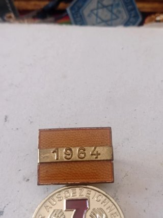 Medalhas comemorativas 1952 e 1984