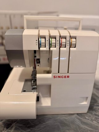 Remalladora Singer Overlock 14SH754