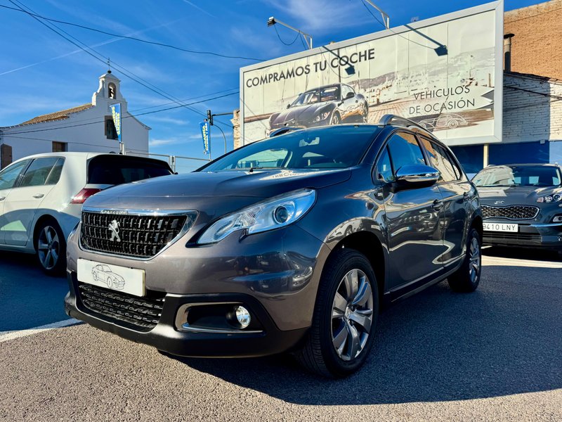 Peugeot 2008 2017, foto 2