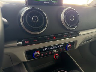 Audi A3 Audi A3 Cabrio 1.4 TFSI 150 COD ultr Str Attract
