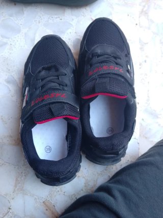 Zapatillas deportivas negras talla 35
