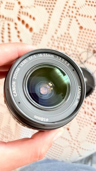 objetivo Canon EF-S 18-55mm f/3.5-5.6 autofocus