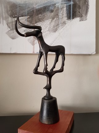 TORO METÁLICO ESCULTURA